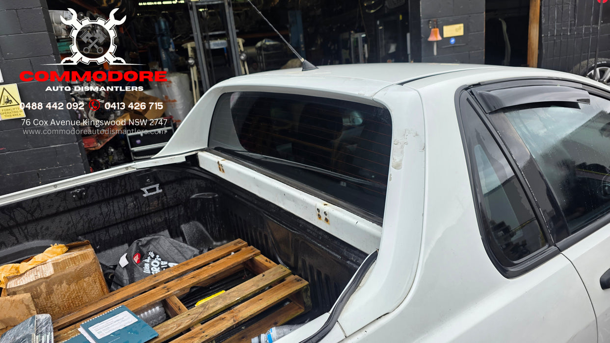 A347 - VE SV6 Holden Commodore Utility - V6 LY7, 4 Speed Auto M30 Heron white #679F