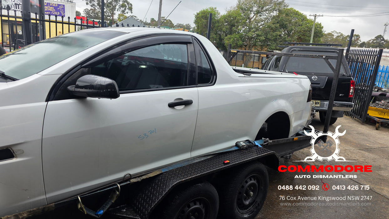A347 - VE SV6 Holden Commodore Utility - V6 LY7, 4 Speed Auto M30 Heron white #679F