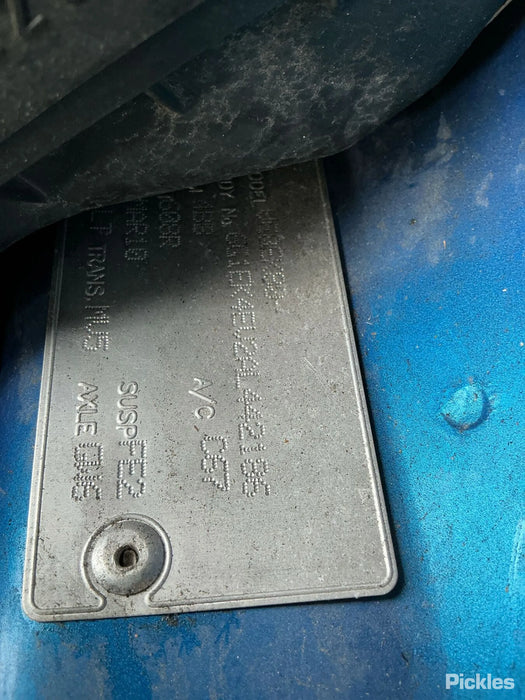 A310 - VE Holden Commodore UTE SV6, Manual 257,XXXkms Paint Code #608R Voodoo Blue