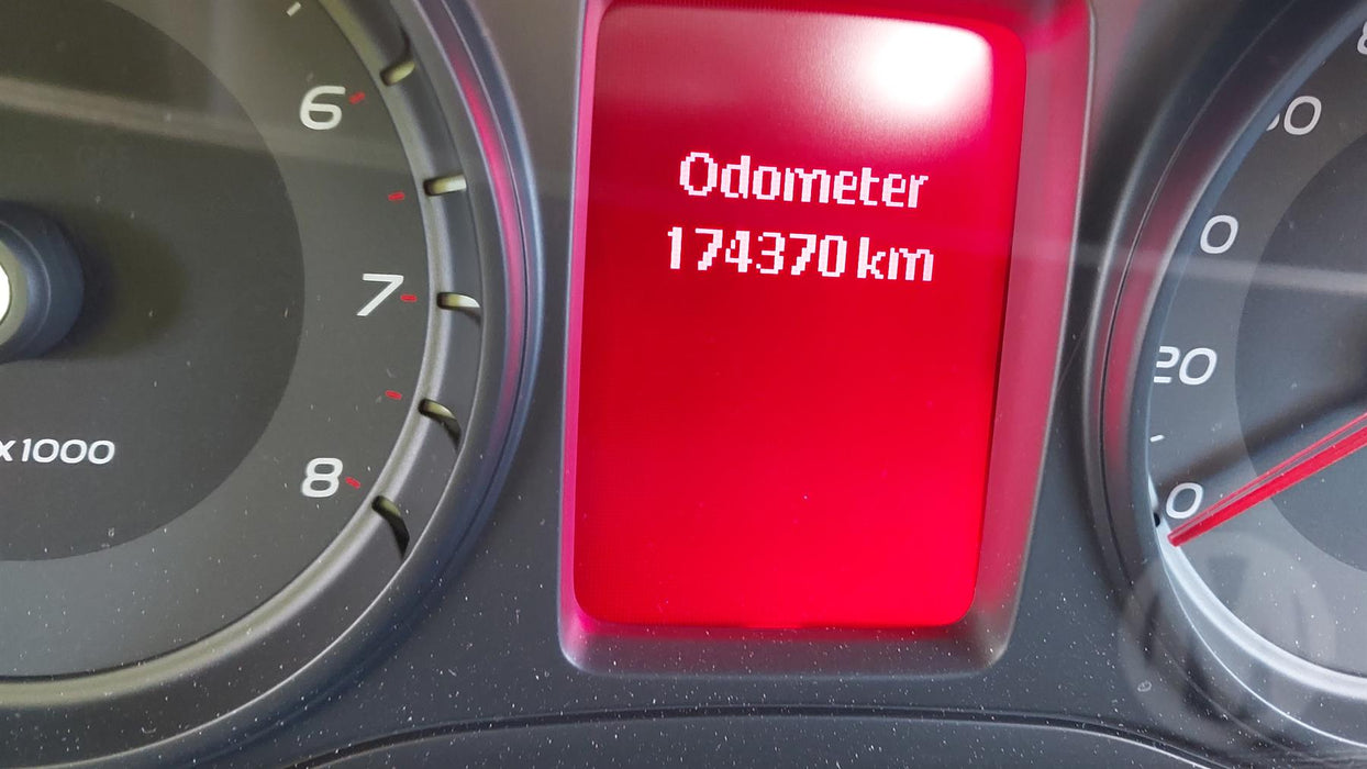 A203 - VE SV6 UTE - Cluster