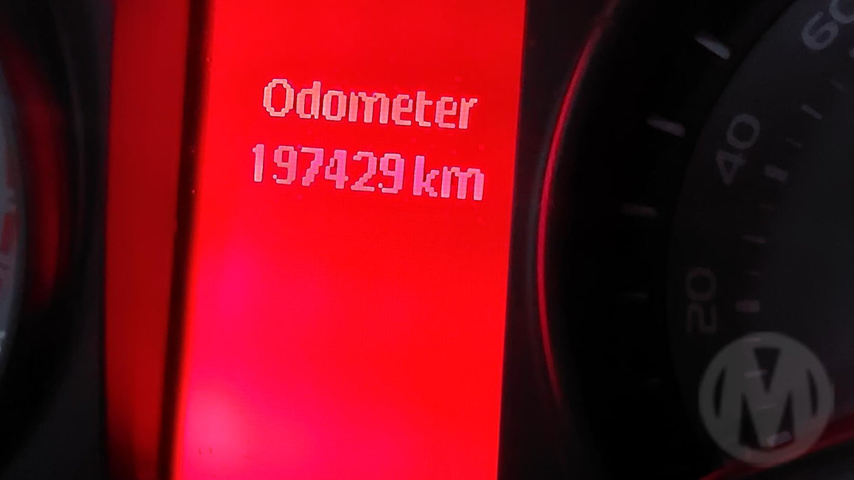 A202 - VE Holden Commodore Series I Sedan - Cluster V6 AUTO - 197, 429kms