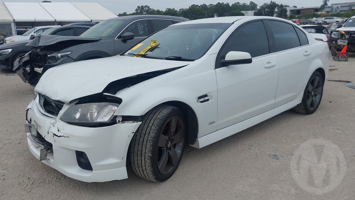 A204 - VE HOLDEN COMMODORE - Leather Steering Wheel with Silver Trim