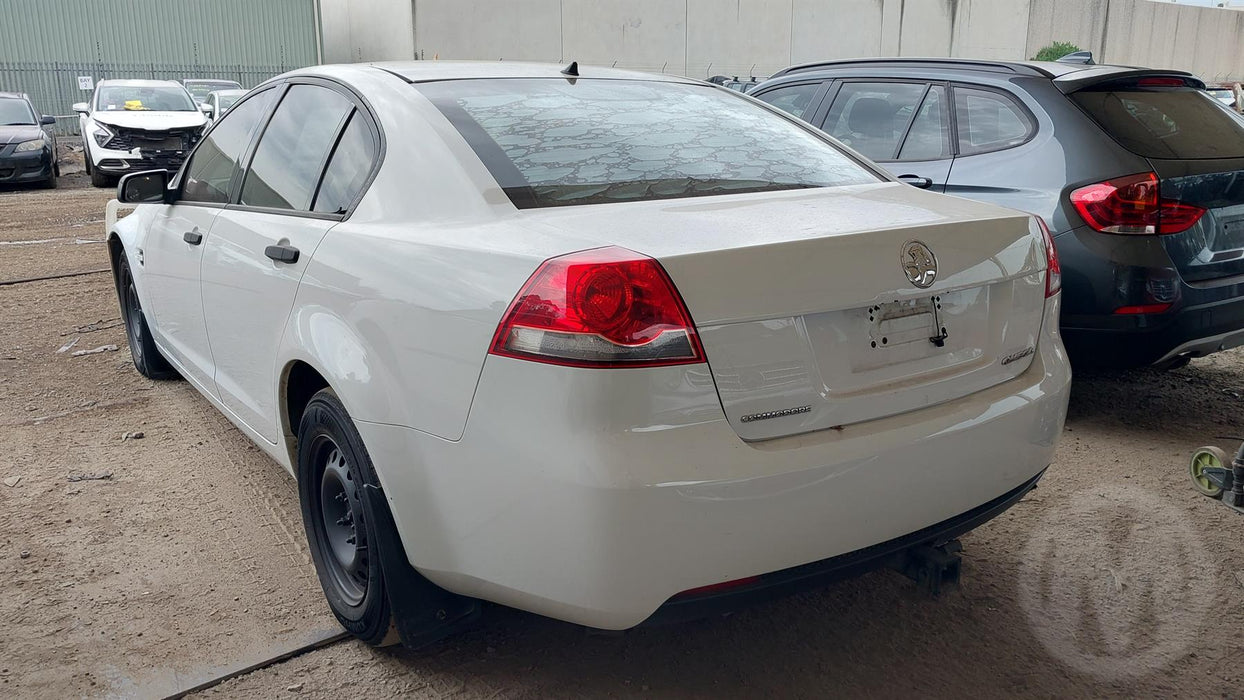 A223 - VE Holden Commodore SEDAN SERIES I (2008) - Cluster LEO V6 AUTO - 219, 000kms (LVL 1 STANDARD) P/N: 92216922 AMB