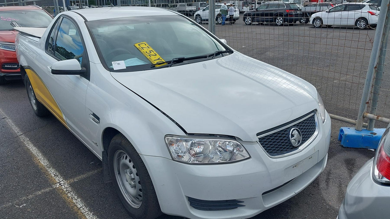 A220 - VE/VF HOLDEN COMMODORE UTILITY - QUATER WINDOW GLASS - PASSENGER'S SIDE