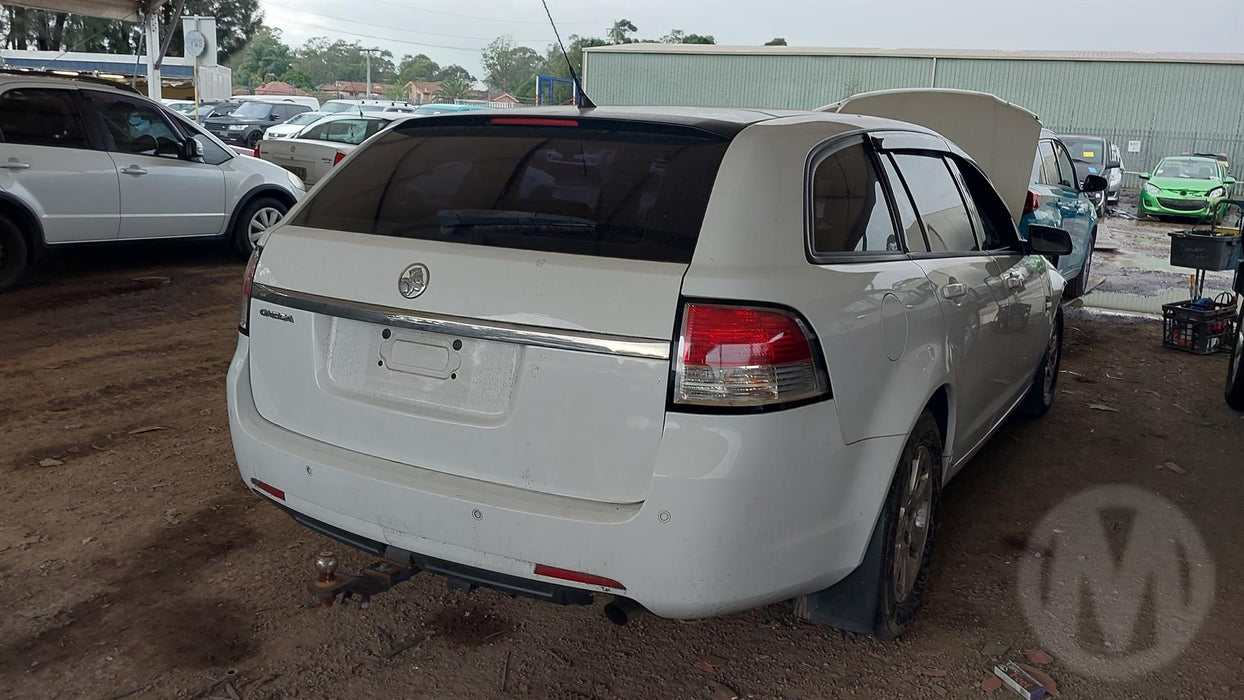 A222 - VE Holden Commodore OMEGA Wagon - PASSENGER SIDE Taillight