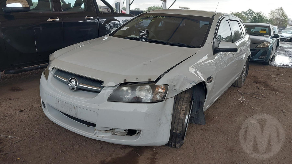 A222 - VE Holden Commodore (2009) SERIES I - Cluster LY7 V6 AUTO - 209, 328kms (LVL 1 OMEGA)