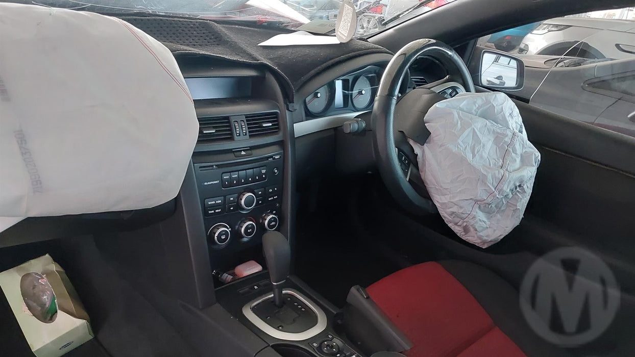 A228 - VE SV6 SEDAN - Gear Shifter Surround