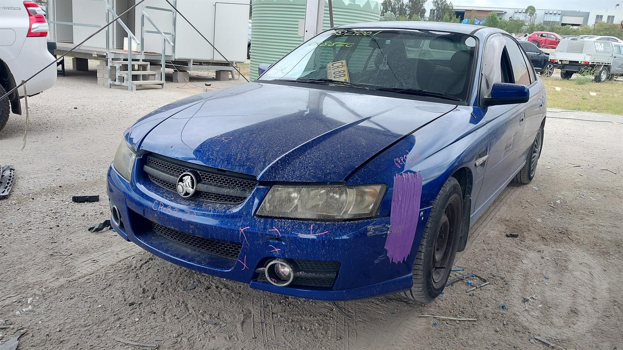 A247 - VZ SVZ Holden Commodore SEDAN (2006) - Cluster AUTO V6 - 223, 371kms (LVL 2 STANDARD ACD) P/N: 92180402