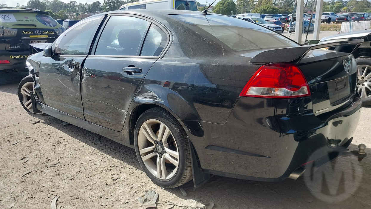 A248 - VE SV6 SERIES I SEDAN - Sideskirt (PAIR) Phantom Black