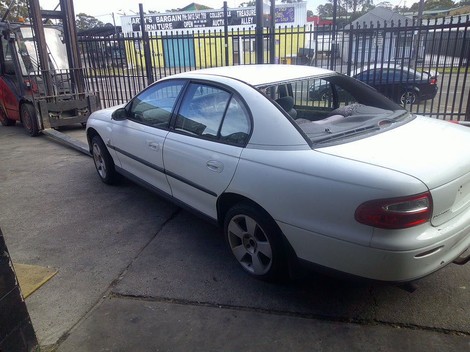 A096 - VX Holden Executive Sedan - Rear Bar - HERON WHITE #J073