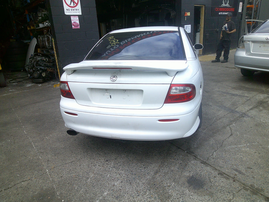 A086 - VX Holden Commodore S-Pac SEDAN SI - Horn Pad