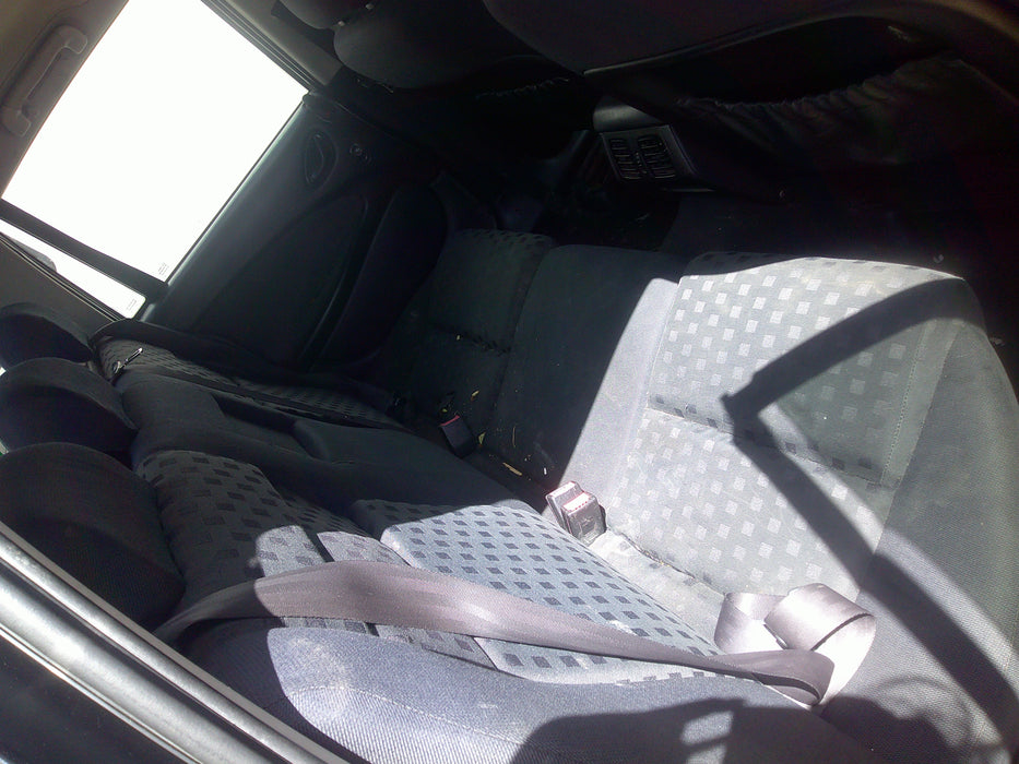 A095 - VY HOLDEN CREWMAN - Seatbelt Centre  Rear Black