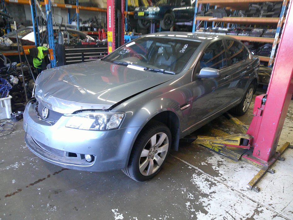 A060 - VE HOLDEN COMMODORE SEDAN - FUEL FLAP - Odessey #276m