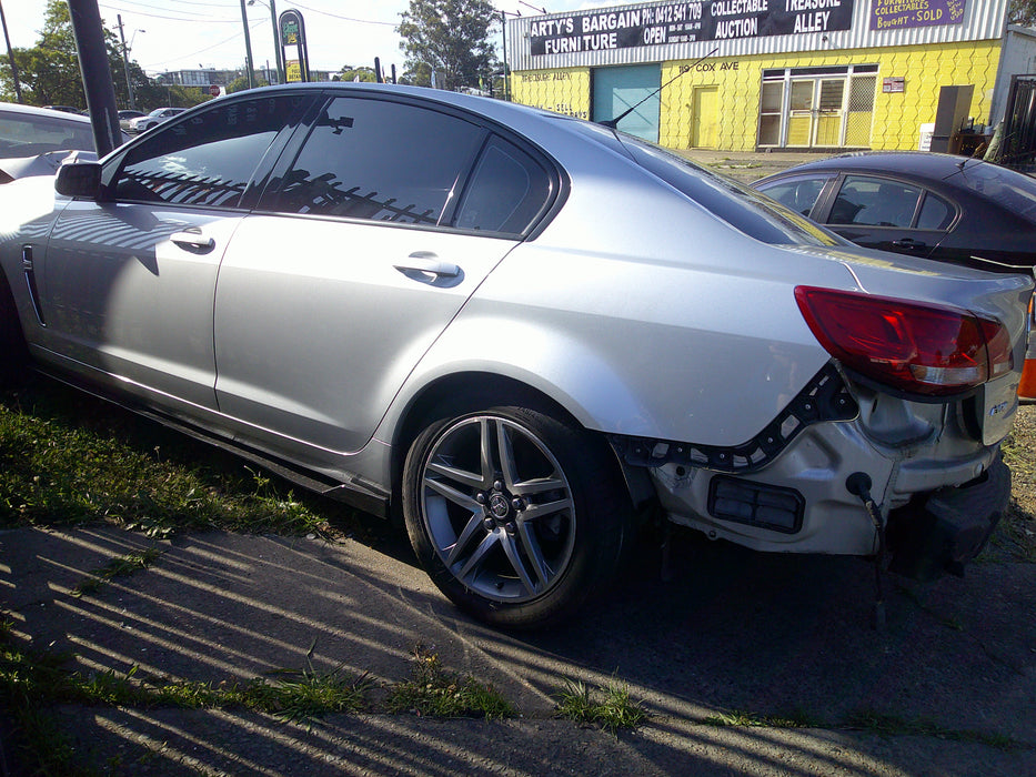 A094 - VF Holden Commodore Sedan - Sideskirt Drivers Side Switchblade Silver