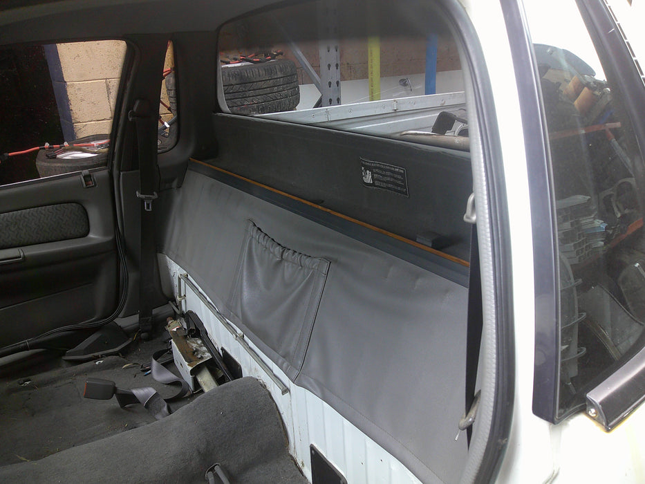 A070 - VS Holden Commodore Utility - Seatbelt PASSENGER FRONT