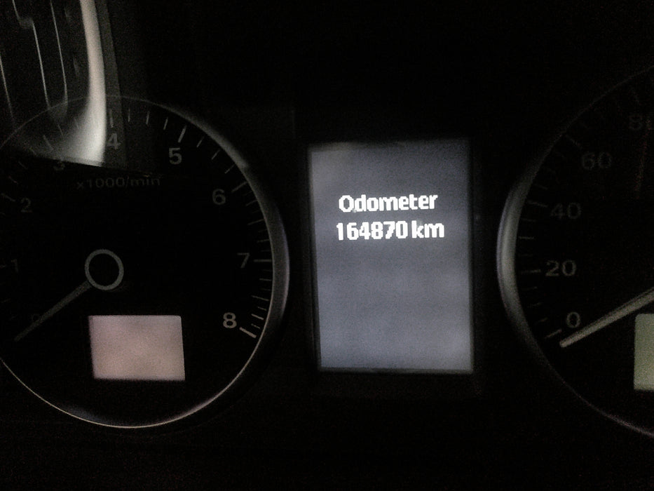 A064 - VE Holden Calais Sedan SERIES I (2006) - Cluster LY7 V6 AUTO - 164, 870kms