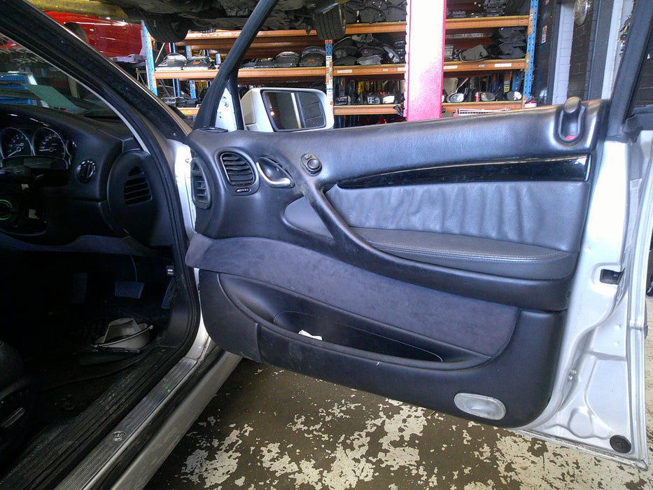 A059 - WL Holden Caprice - Doorcard - Set