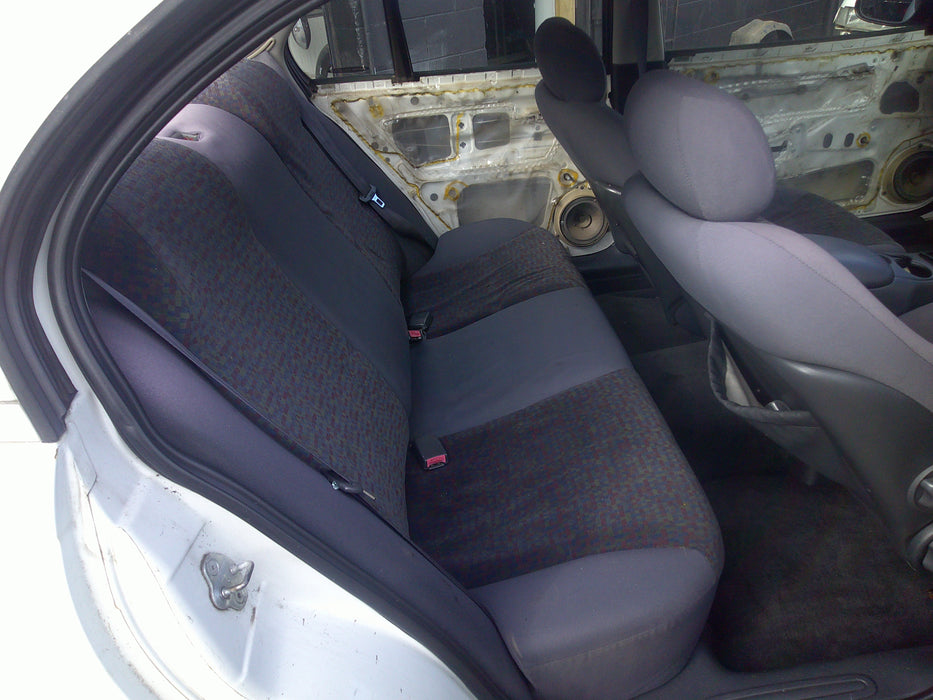 a096 - VX,VT HOLDEN COMMODORE Sedan - Driver's Rear Seatbelt (Black)