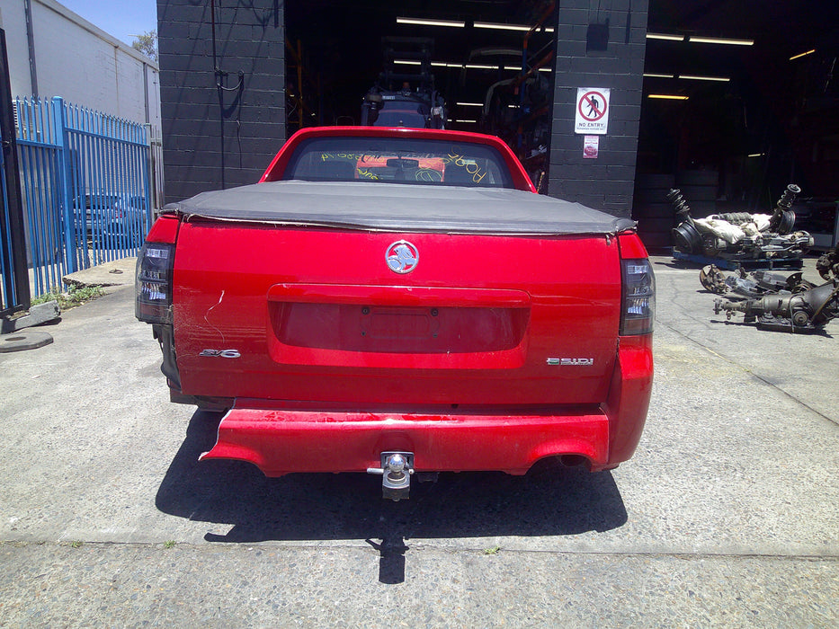 A097 - VE SERIES II Holden Commodore Utility - Horn Pad