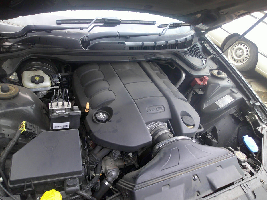 A090 - VE SERIES II SSV Holden Commodore Sedan - Low Pressure Power Steering Hose V8 LY7