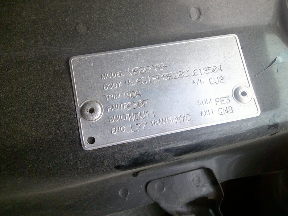 A090 - VE SERIES II SSV Holden Commodore Sedan - Axle Passenger's Rear Code - RB
