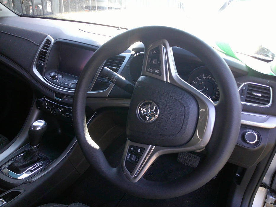 A094 - VF Holden Commodore - Dash Trim with White Stitching.