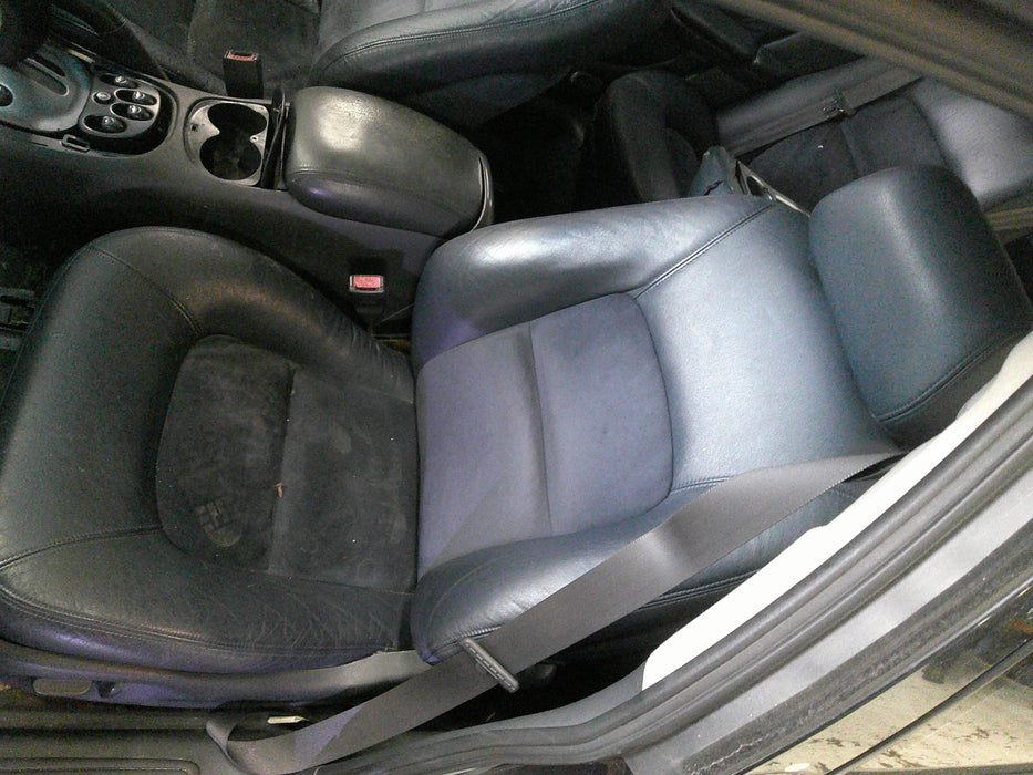 A078 - WH Holden Statesman  International -  Blue Leather Front Seats (pair)