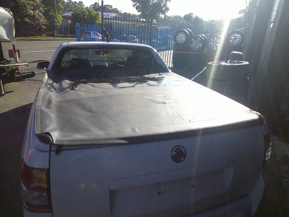 A066 - VE SV6 Holden Commodore Utility SERIES I - Blinker Stalk