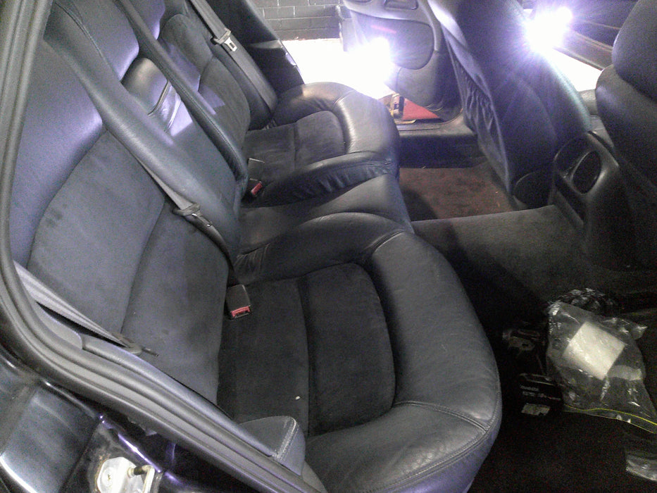 A078 - WH Holden Statesman - Rear Seat Leather / Velour Blue