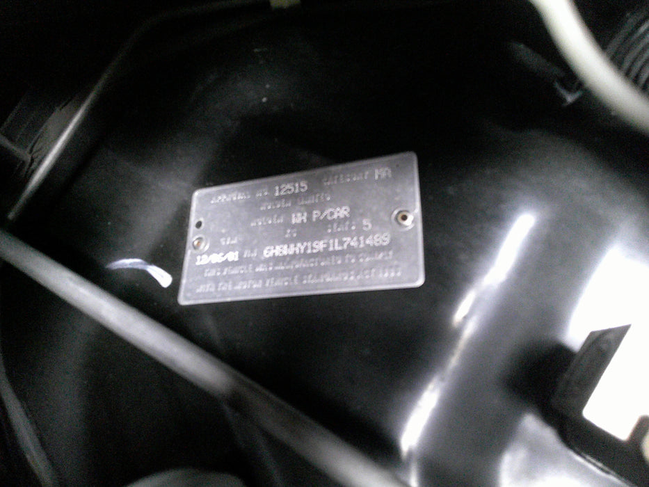 A078 - WH Holden Statesman  International -  Blue Leather Front Seats (pair)