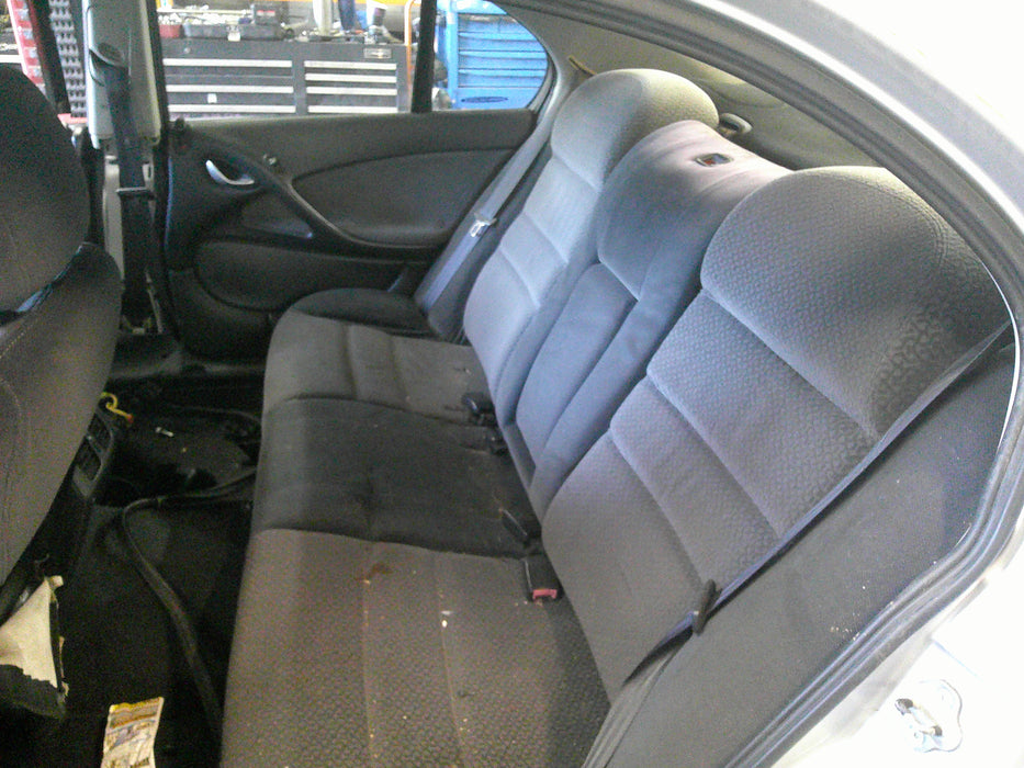 A074 - VY VZ,VY,VX,VT HOLDEN COMMODORE Sedan - Seatbelt Rear centre Black