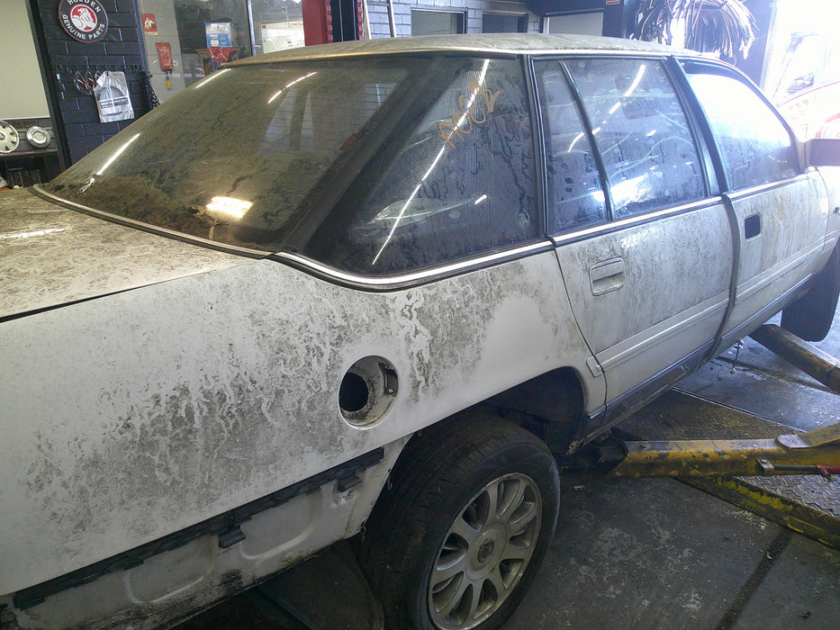 A082 - VS HOLDEN STATESMAN - V6 Auto Tailshaft - Code KY