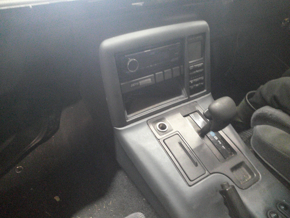 A073 - VQ Holden Statesman - JVC Stereo