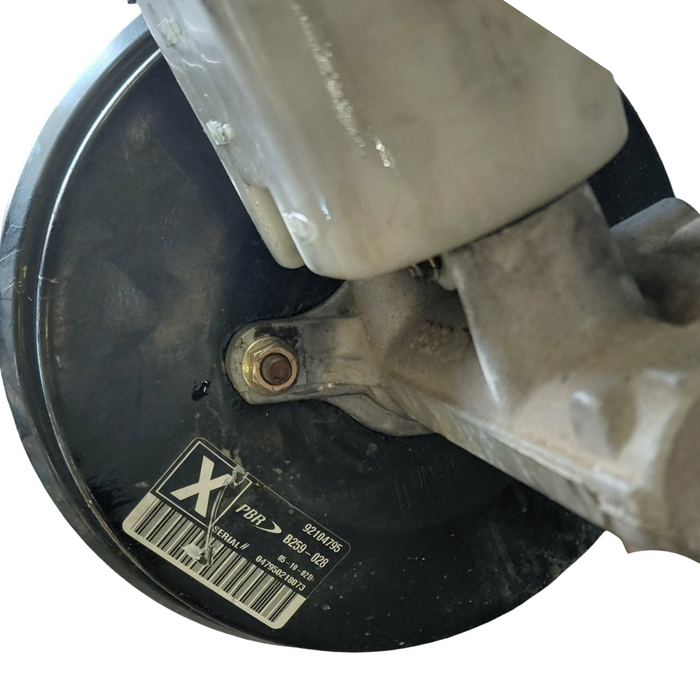 VXSS003 - VX SS Holden Commodore - Brake Booster w/ Master Cylinder V8 AUTO P/N: 92104795