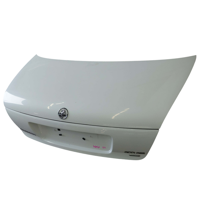 A289 - VX Holden Commodore Acclaim Sedan - Bootlid with Garnish Heron White Paint Code #J073