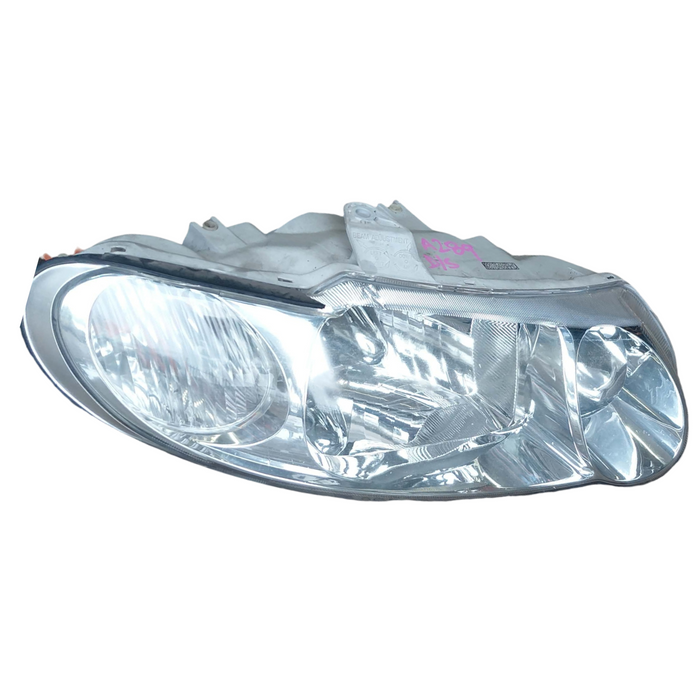 A289 - VX Holden Commodore  Sedan  V6 Auto - Drivers Side Headlight