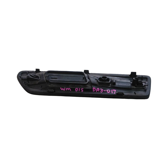 da3-017 - WM / WN Holden Statesman / Caprice DRIVERS SIDE Guard Blinker Phantom Black #690F