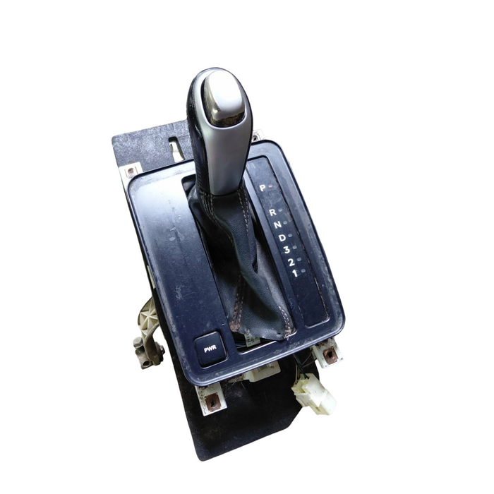 CREW001 - VZ SS Holden Crewman - Automatic Gear Shifter w/ PWR Button - BLACK