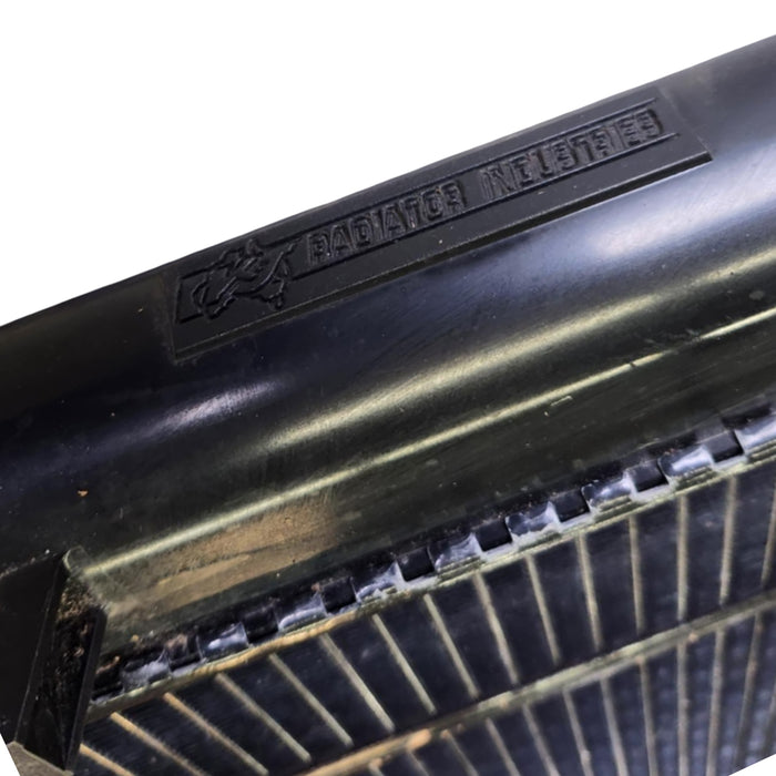 A270 - VN Holden Commodore Sedan - Radiator LG2 V6 AUTO