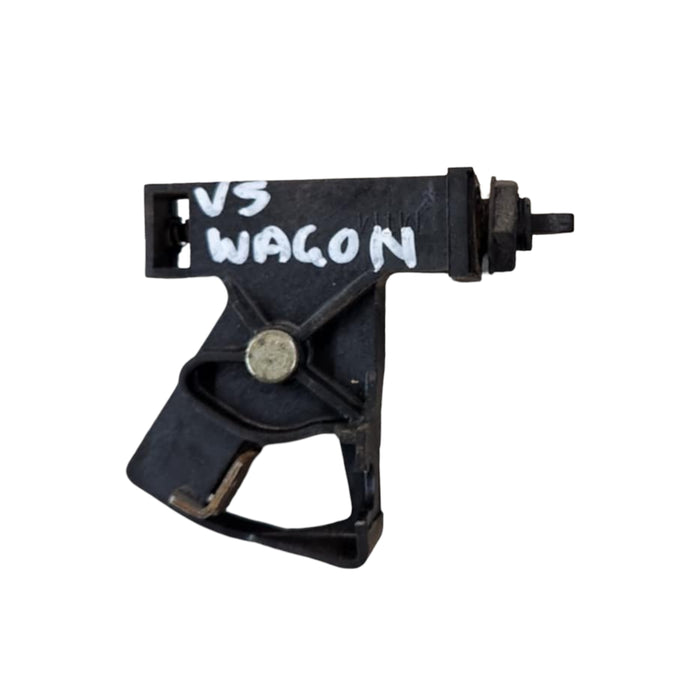 A291 - VS HOLDEN COMMODORE WAGON - Fuel Flap Release Mechanism