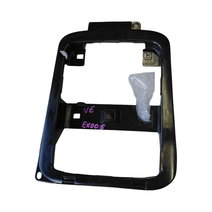 EX005 - VE SERIES II Holden Commodore SV6 Sedan - Interior Light Pocket Bracket