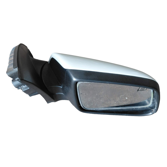 A288 - WM Holden Caprice V - Driver's Side Mirror with anti fog - HERON WHITE #679F
