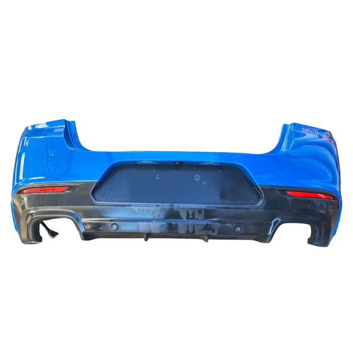 Da2112 - VF Holden Commodore - Rear Bar w/ Reflectors - Perfect Blue #636R
