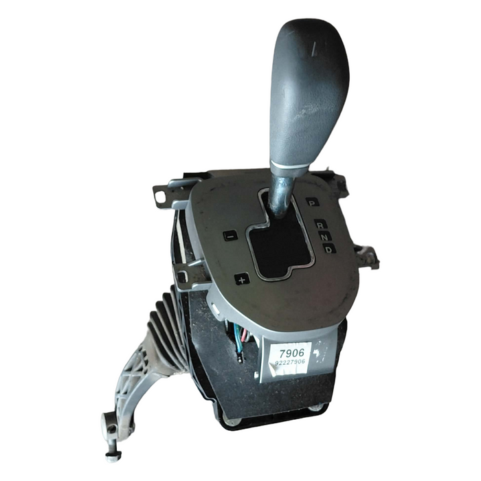 A288 - WM Holden Caprice V - Auto Gear Shifter - GENUINE Silver
