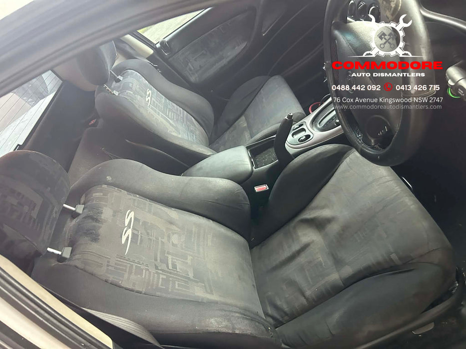 VUSS003 - VU SS HOLDEN COMMODORE UTILITY - Cabin Wall Trim with cargo net - TRIM #81i