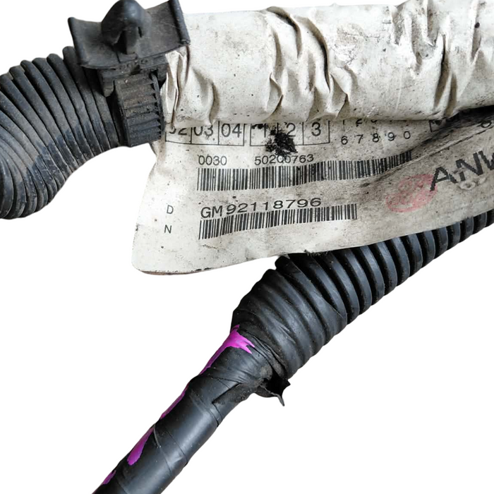 A304 - VZ Holden Commodore SEDAN (2005) - Positive Battery Harness / Cable P/N: 92118796 - V6 AUTO LEO
