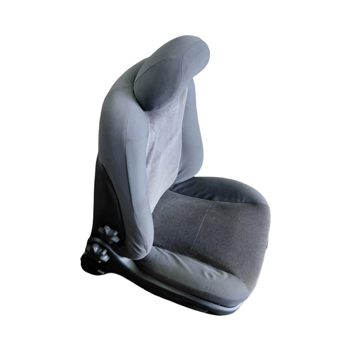 A231 - VT Holden Commodore  - Front Seat w/ Seat Rails  (PAIR) CLOTH TRIM #17i