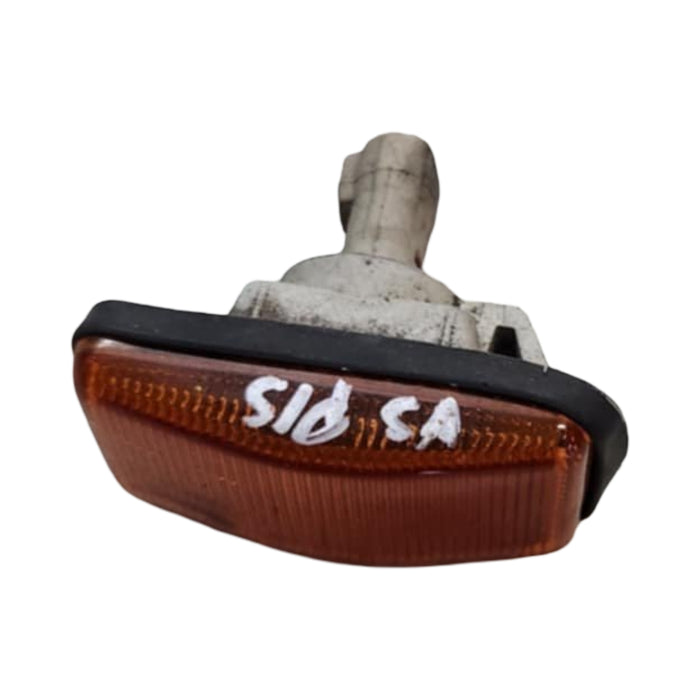 A283 - VS Holden Statesman - Guard Blinker - PASSENGERS SIDE Genuine