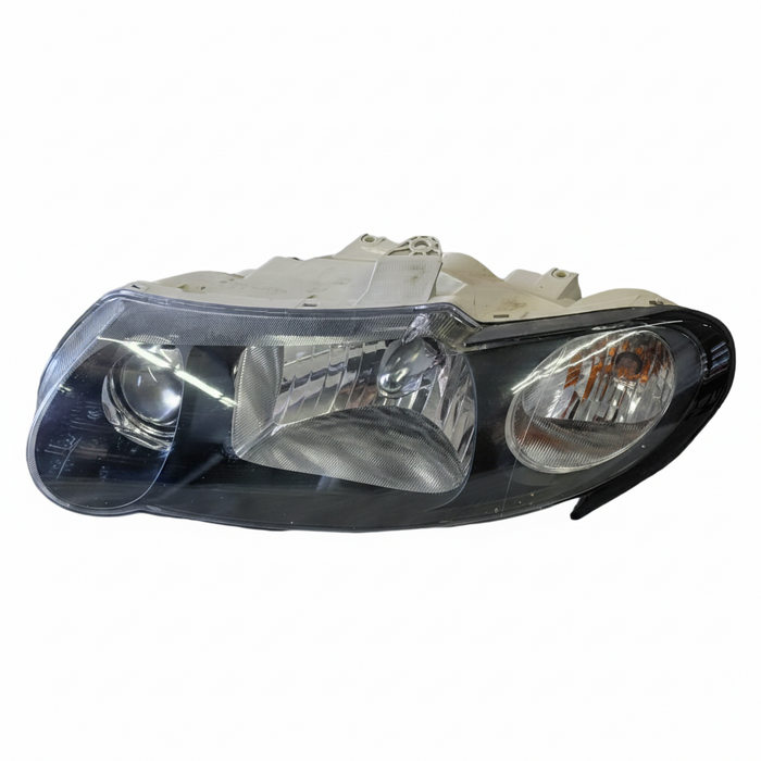 VUSS003 - VU SS HOLDEN COMMODORE UTILITY - Halogen Black Teardrop Headlight Pasenger's Side