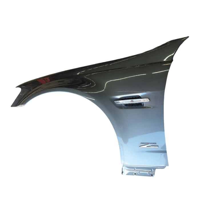 EX005 - VE SERIES II Holden Commodore SV6 Sedan - Front Guard Passenger's Side w/ Guard Blinker - ALTO GREY #744S